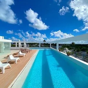 ***** Appart hôtel Rooftop Pool Ducassi Suites - Playa Bavaro - Free Wifi & Parking - Best Location République dominicaine
