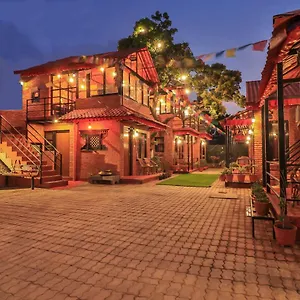 - Boutique Hotel